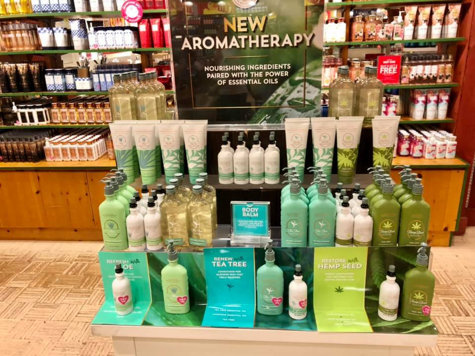 Bath & Body Works New Aromatherapy Body Care Green Hydration